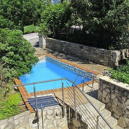 Ferienhaus Yellowhouse Kaštel